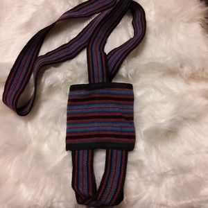 Crossbody water bottle holder